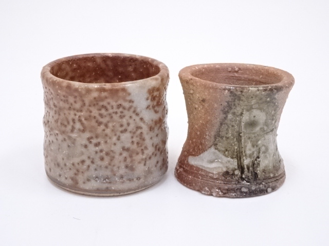 信楽焼　志野蓋置2点